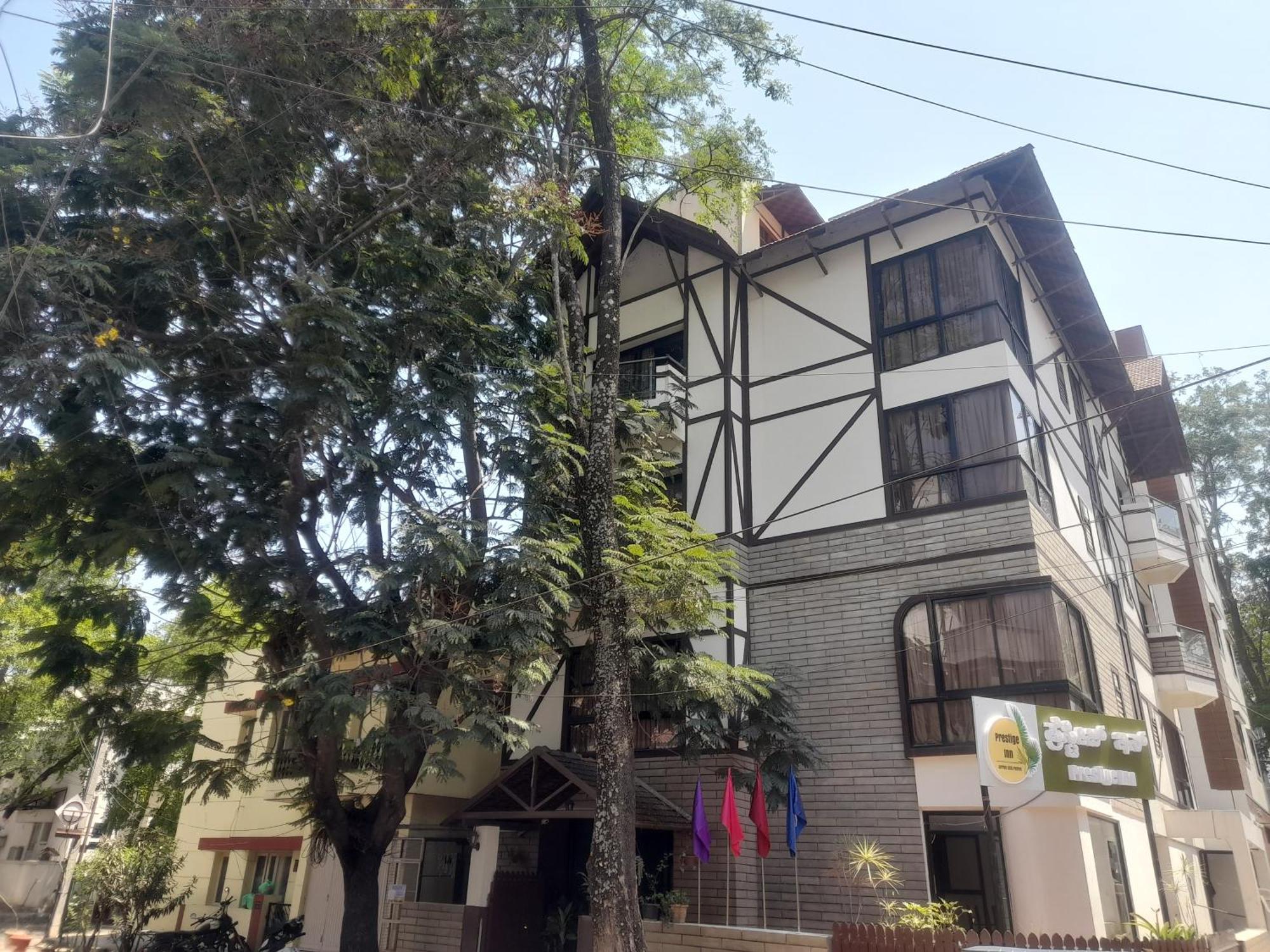 Hotel Prestige Inn Bangalore Eksteriør billede