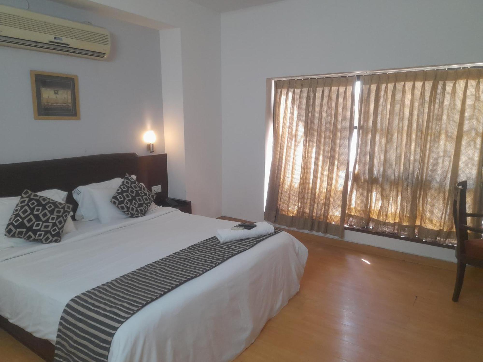 Hotel Prestige Inn Bangalore Eksteriør billede